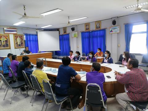 ประชุมตรวจสอบที่สาธารณะประโยชน์ในตำบลบ้านตะโก
