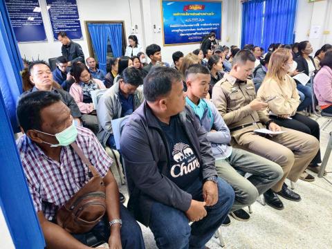 การบรรยายการอบรมเจ้าพนักงานผู้ดำเนินการเลือกตั้งและเจ้าหน้าที่รักษาความปลอดภัย