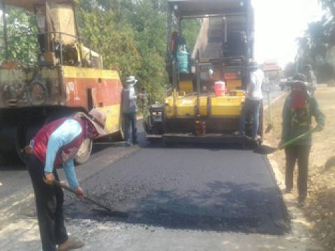ถนนคอนกรีตโดยลงผิวAsphaltic Concreteหมู่1 บ้านตะโก สายวัดปัญญาฯ