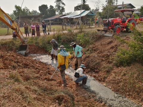 โครงการวางท่อส่งน้ำเข้าสระหนองตะโก หมู่ที่ 2 บ้านโสน